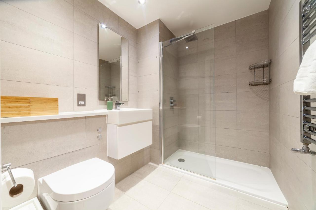 Appartamento Spacious Modern 3 Bedroom W Balcony, Woolwich